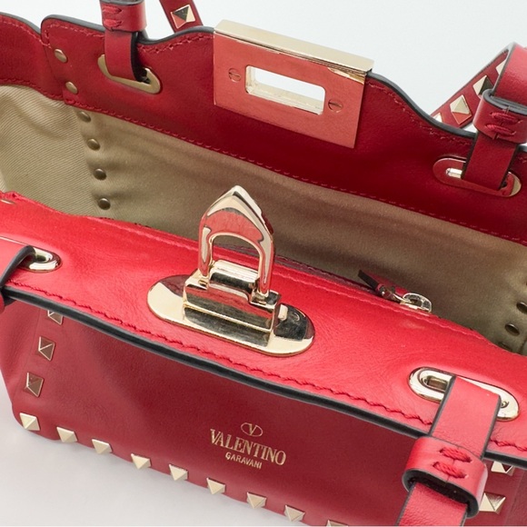 Valentino Rockstud Leather Shoulder Bag - Picture 16 of 17